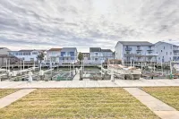 1/2 Mi to Ocean City Beach! Poolside Retreat -  Ferienwohnungen