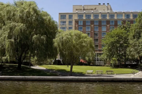 كيمبتون مارلوي هوتل باي آيتش جي