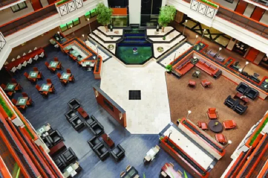 Embassy Suites by Hilton Louisville East