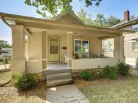 Private Porch! Charming Stay 6 Mi to Arrowhead Hotels near Red Bridge United Methodist
