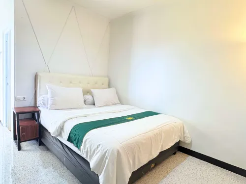 Omah Mee Homestay Jember Hotels in Sumbersari