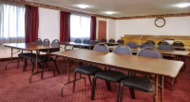 綠樹帕薩迪納旅館