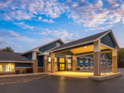 AmericInn by Wyndham Douglas/Saugatuck Hotels in Douglas