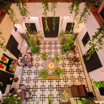 Riad Ta'achchaqa Hotels near Mosque of Ben Youssef