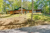 Rare 4-Acre Smoky Mtn Escape 3 Mi from Gatlinburg - spa
