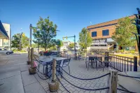 Phoenix Nest South Haven Condo River View! - parking
