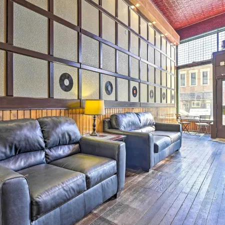 Walk to River: Unique Studio in Renovated Bar!