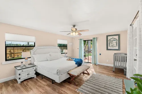 2570 Vernon Drive - Homestays