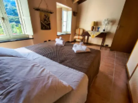 Melabruna, Relax in the hills 15' from the 5 Terre Hotels in Pignone