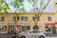 Hostal Costabella - parking