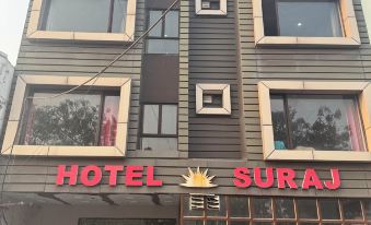 Hotel Suraj By T And M Hotels: Deals & Reviews 2026 | Trip.com