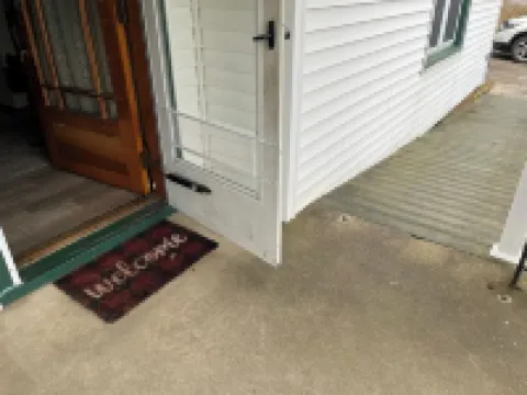 Heritage House - Orrville, OH … minutes to Amish Country!