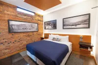 Savoy Hotel Hotels in Nelson