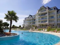 Spacious villa with private swimming pool