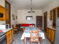 Downtown flat 250mt from the beach Hotels in Eraclea