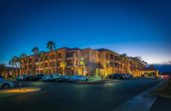 Courtyard Palm Desert Hotels in Palm Desert