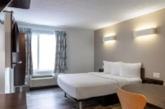 Motel 6 Airdrie, AB Hotels in Airdrie