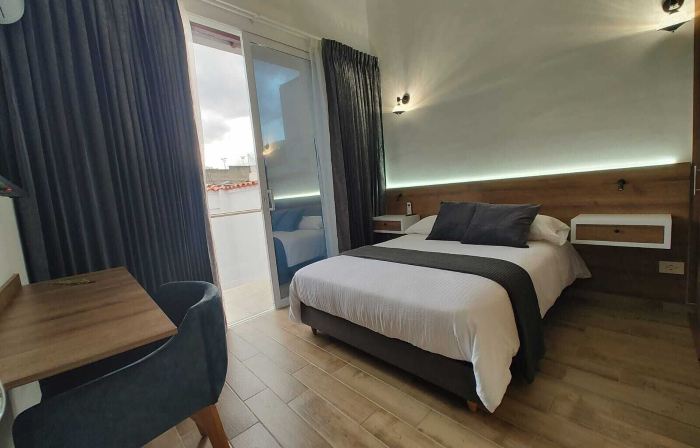 Valymar Inn International Home Hotel