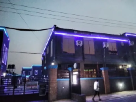 KINGSAMYSTAR HOTEL AND SUITES Hotels in 