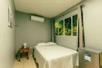 Hotel Castillo Blanco Hotels in El Zonte