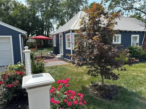 The Blue Cottage Reduced Rates for "Buckeye Lake Winter Fest" Newly Renovated. Hotels in Buckeye Lake