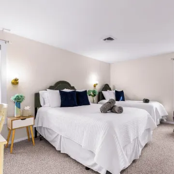 New Seabury Cape Condo + Pool & Beach Escape