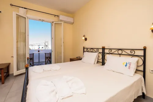 Agia Anna Hotel