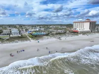 Seahorse Oceanfront Inn - Beach