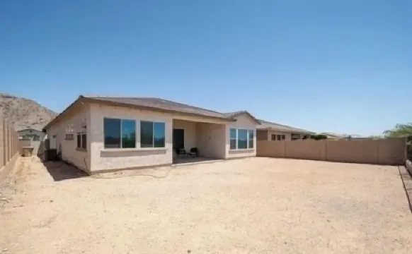 Spacious 4-bedroom house with WiFi, fitness room in adorable Buckeye