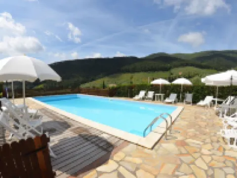 Spacious Cottage in Buti Hotels in Buti