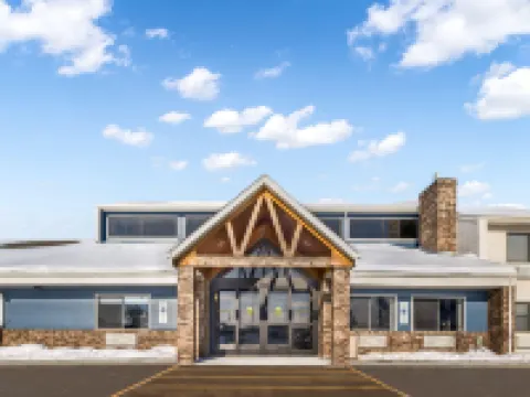 AmericInn by Wyndham Aberdeen Event Center Hotels in Aberdeen