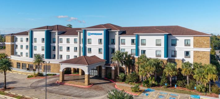 Wyndham Lake Charles Hotels in Calcasieu Parish