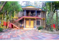 Belaku Farm House - balcony