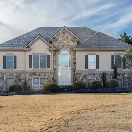 530 Waterford Drive, Cartersville