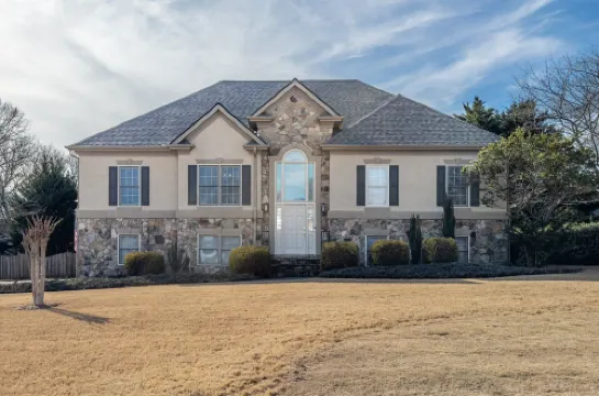 530 Waterford Drive, Cartersville