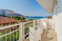 Hybrid Icon Rooms Gallery - con vista mare