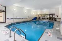 Comfort Inn SW Omaha I-80 - Pools