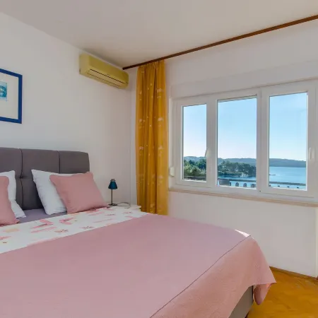 Apartments Edita