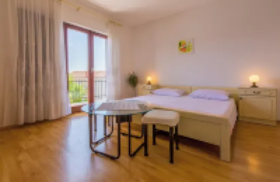 Apartments Dora
