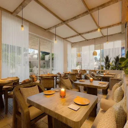 Hotel Indigo PLAYA DEL CARMEN by IHG