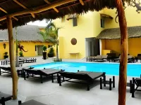 Zar Manzanillo - Pools