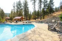 Sleeping Lady Mountain Resort - Spa