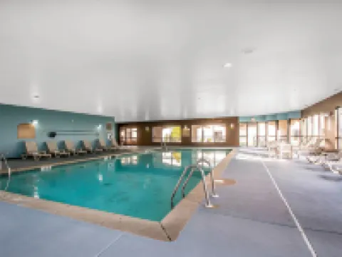 Clarion Inn Elmhurst - Oak Brook Near I-88 I-290 I-294 Hotels in Elmhurst