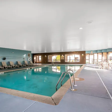 Clarion Inn Elmhurst - Oak Brook Near I-88 I-290 I-294