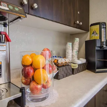 Travelodge Suites by Wyndham Estevan