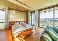 The Zipper Hotel & Apartments - Balkon