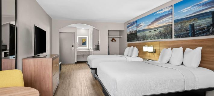 Days Inn by Wyndham Dallas Plano Hotels in Plano