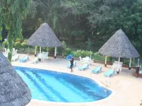Morogoro Hotel - Kolam Renang