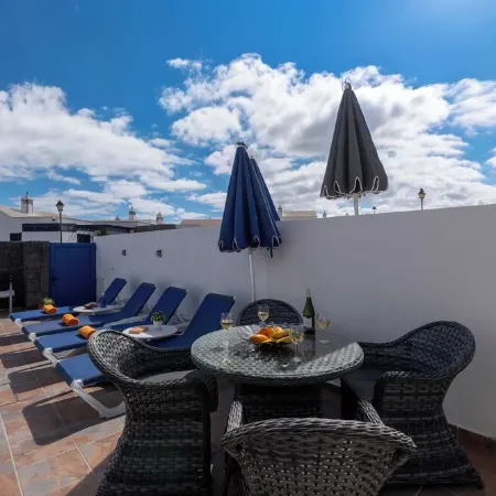 Air-conditioned Villa With Mountain Views, 300m From Coastal Path - Villa Elise