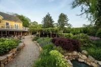 Stonecroft Country Inn